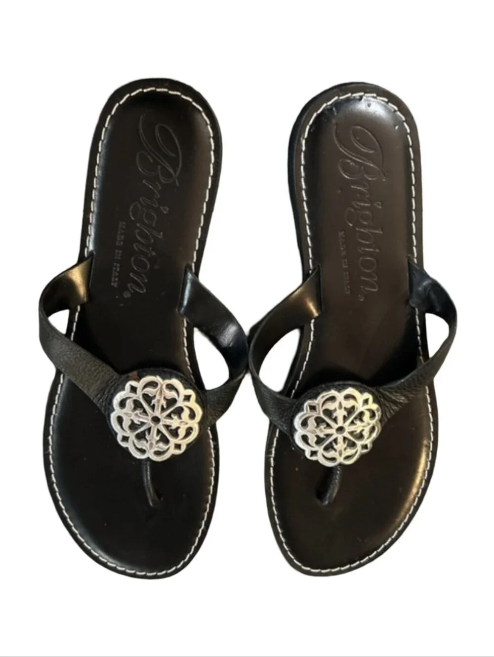 Brighton Alice black leather thong sandals size 10